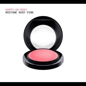 MAC Happy Go Rosy Blush